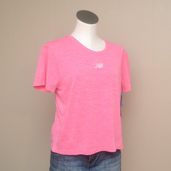 New Balance Women's Drifit Workout Boxy Fit T-Shirt BNWT - Picture 1 of 6